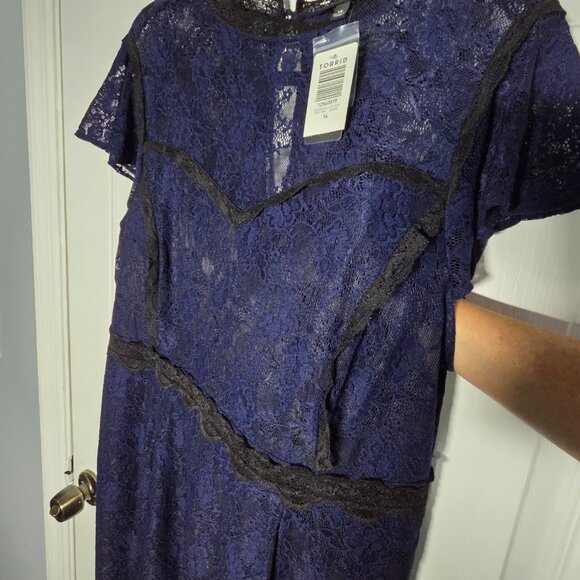 Torrid NEW Navy Lace Midi Dress- Size: 14 (Women’s) - Picture 3 of 9